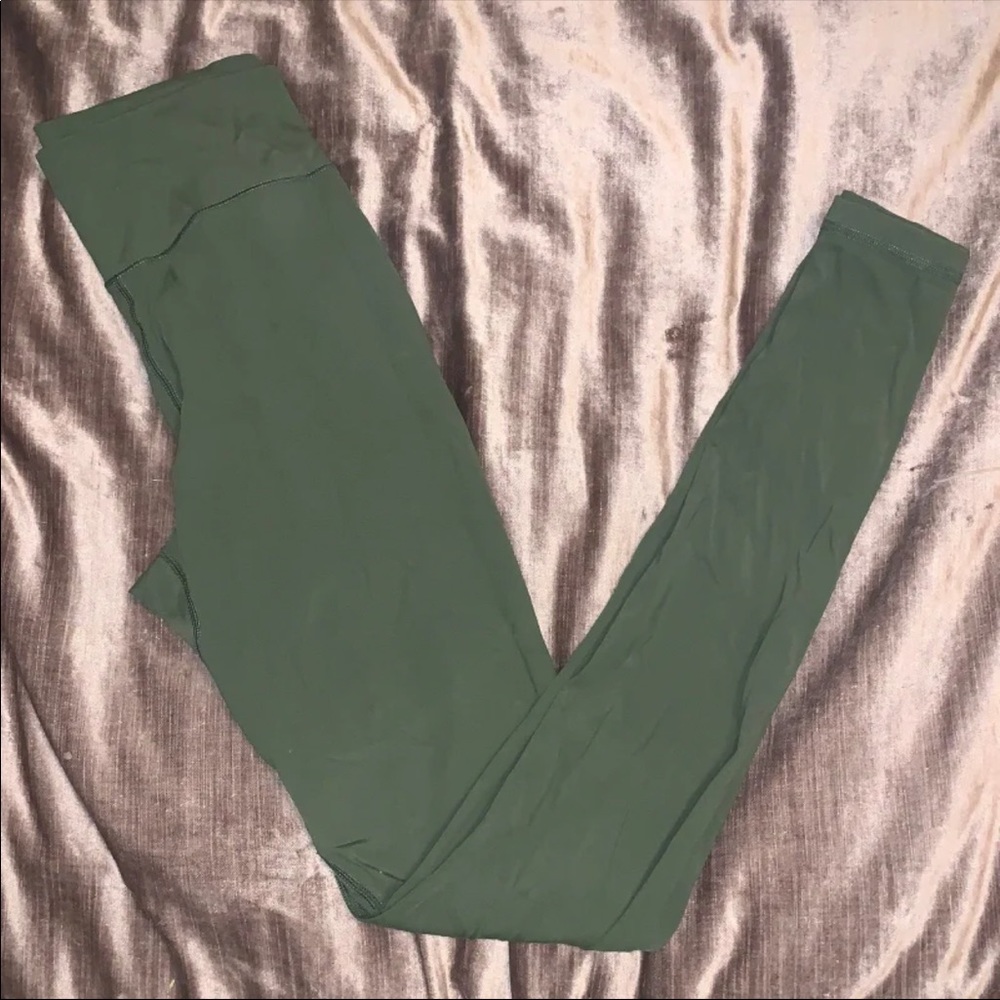 BuffBunny Rose Leggings